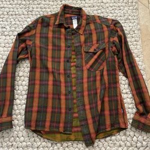 Patagonia men’s flannel